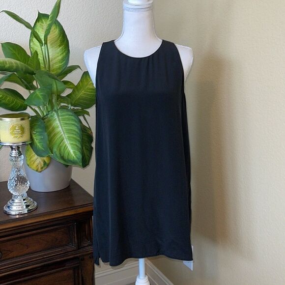 Athleta Washable Silk Side Slit CYA Sleeveless Tank Top Black Small - Picture 3 of 4